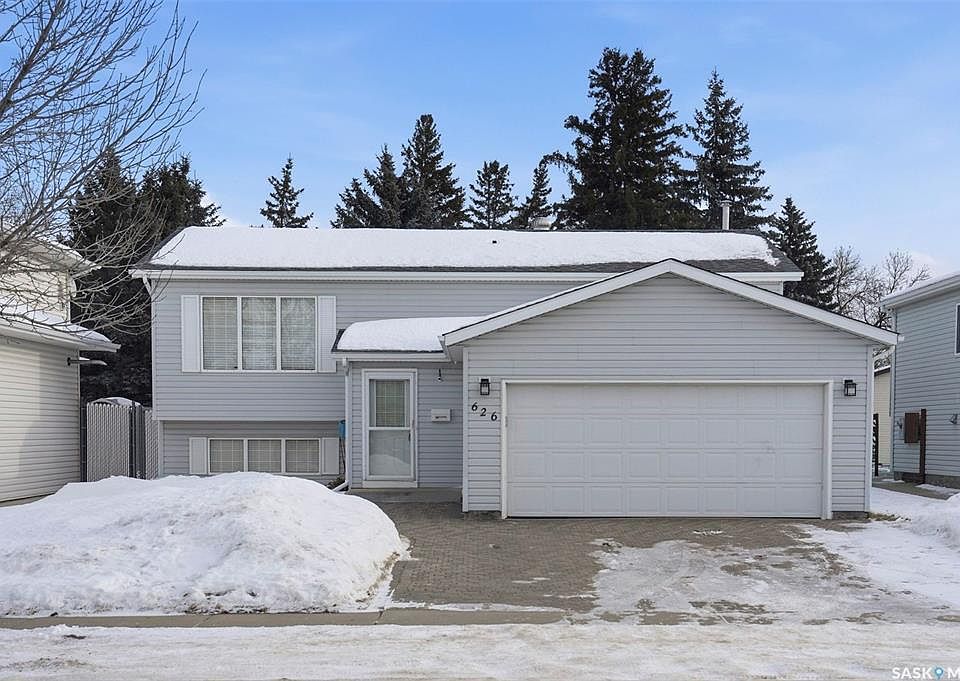 1st image of 626 Peterson Cres