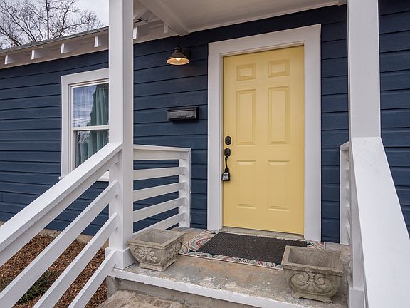 3rd image of 485 Arch Dr