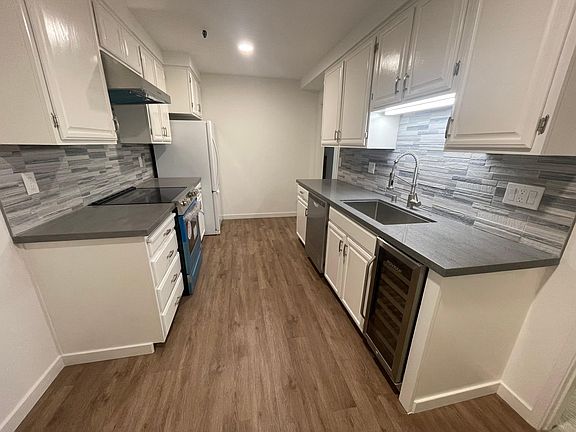 5th image of 1500 Willow Ave APT 304