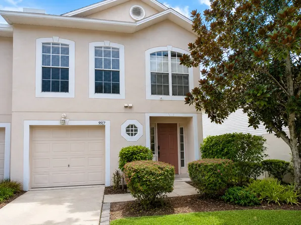 9917 Ashburn Lake Dr, Tampa, FL 33610