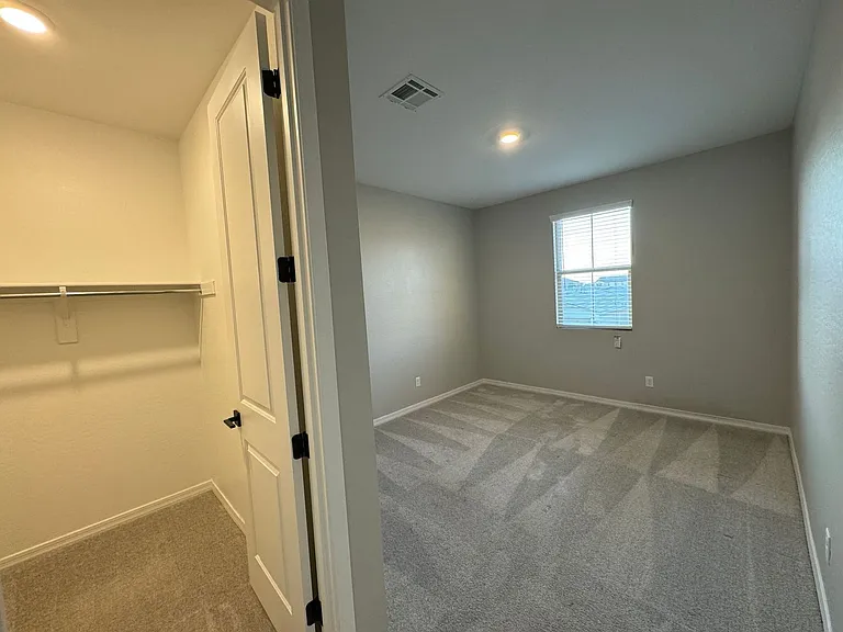 9353 E Saturn Ave — Photo 20