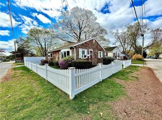 78 Viola Ave, Riverside, RI 02915