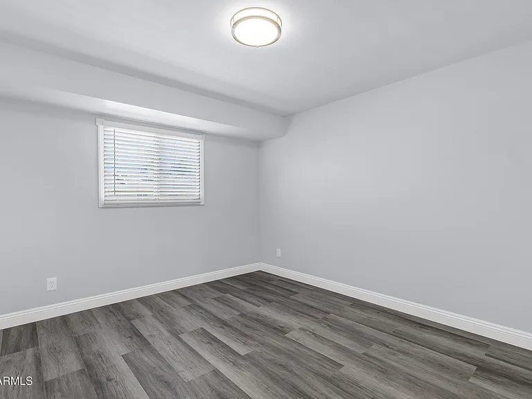 14 E Hermosa Dr — Photo 21