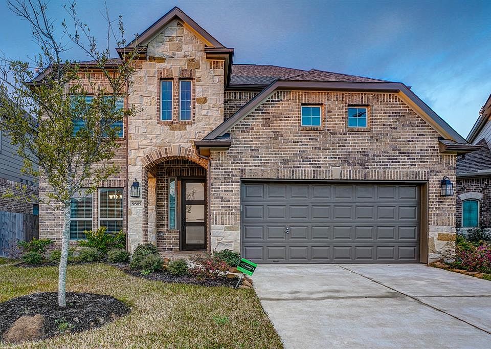 1st image of 9865 Arrowbrook Ln