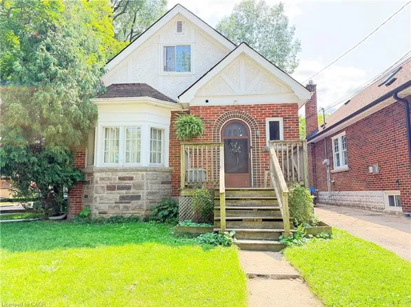 1 Norwood Rd, Hamilton, ON L8S 3P8