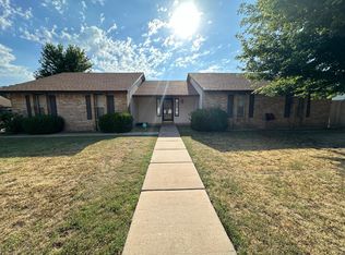 202 Laurel Pl, Enid, OK 73703
