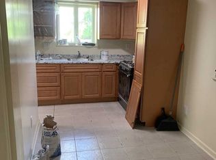 59 Wallington Ave, Wallington, NJ 07057