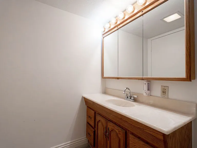 5185 Sun Valley Dr — Photo 24