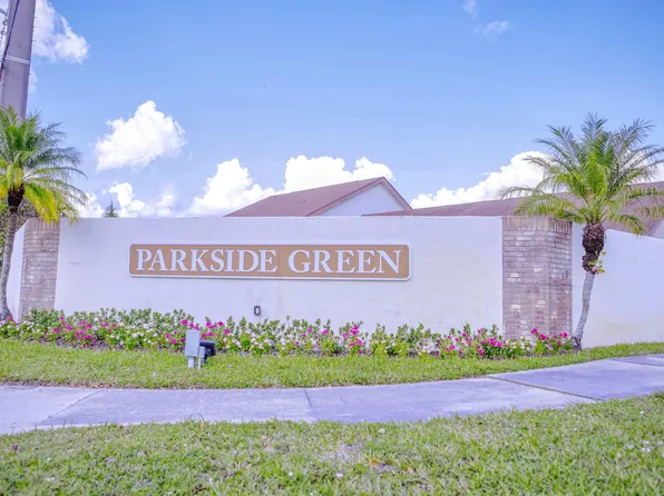 1060 Parkside Green Drive #E, Greenacres, FL 33415
