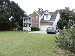 333 Weeksridge Ln, Moncks Corner, SC 29461