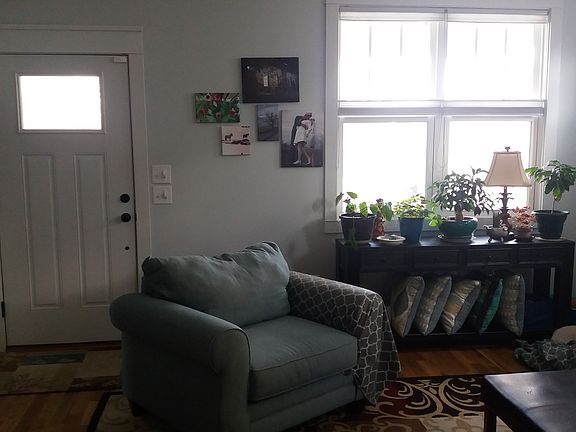 4th image of 111 W Piedmont Ave