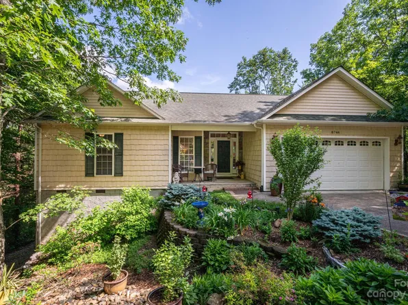 8746 Lisa Trl, Connelly Springs, NC 28612