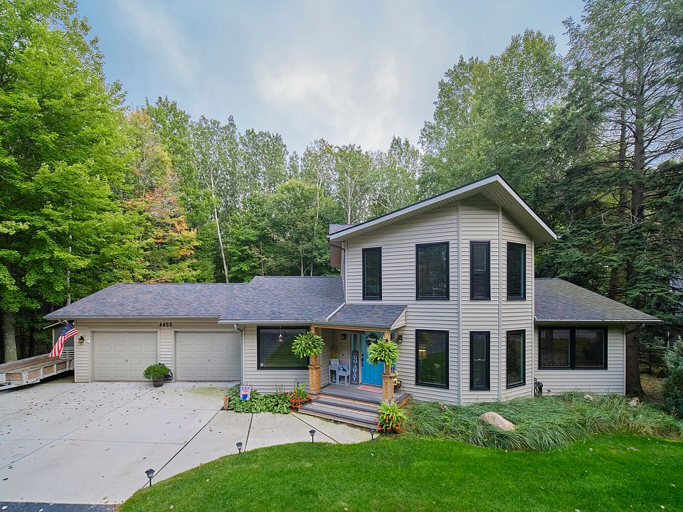 1st image of 4455 W Fox Farm Rd