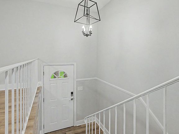 4th image of 1811 Devra Dr