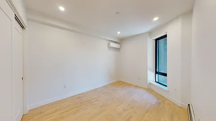 Rented by Bond New York