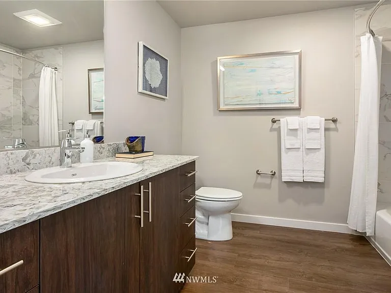 1085 103rd Ave NE #100 — Photo 12