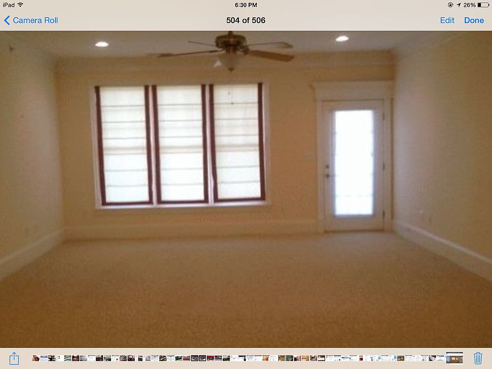 Huge 17x20ft family room