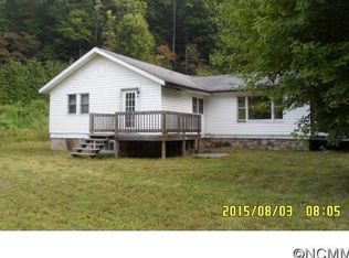 653 Turkey Creek Rd, Clyde, NC 28721