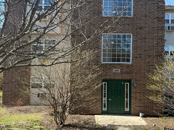 440 Cunat Blvd APT 2F, Richmond, IL 60071