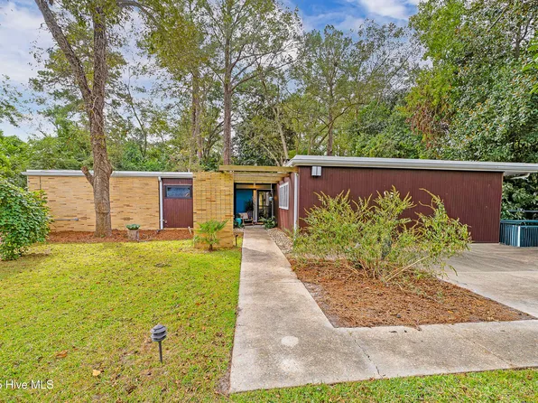 4507 Country Club Road, Trent Woods, NC 28562