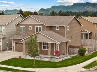201 Grennan Ln N, Enumclaw, WA 98022