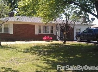 1703 Turnage Ln, Marion, IL 62959