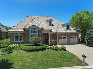 1120 Jonathan Dr, Barrington, IL 60010