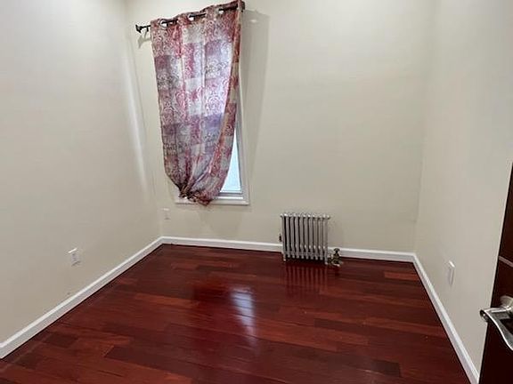 3rd image of 8158 Bay 16th St #1