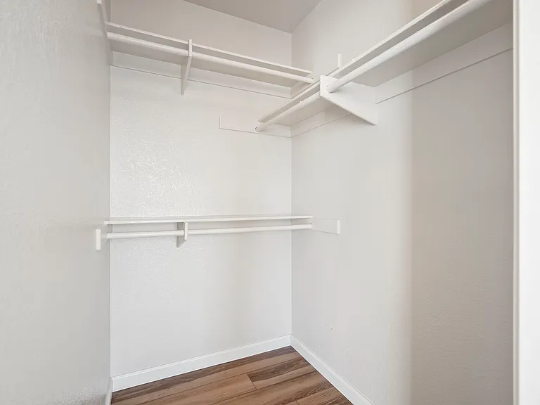 221 Donax Ave #11 — Photo 27