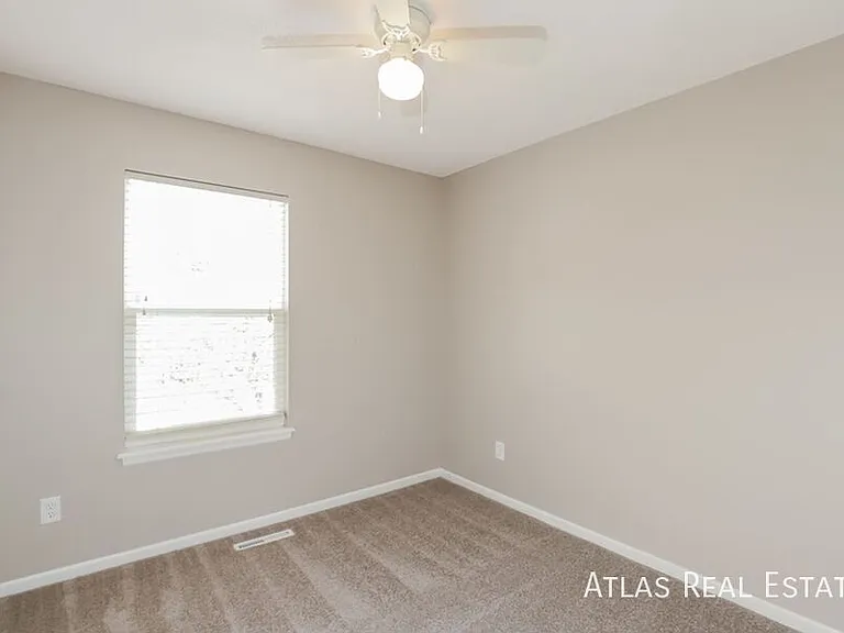 1817 SE 7th St — Photo 12