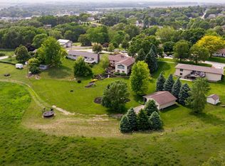 908 5th St, Wisner, NE 68791