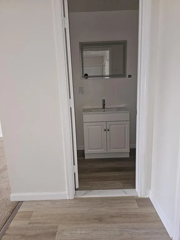 100 Quarry Road — Photo 4