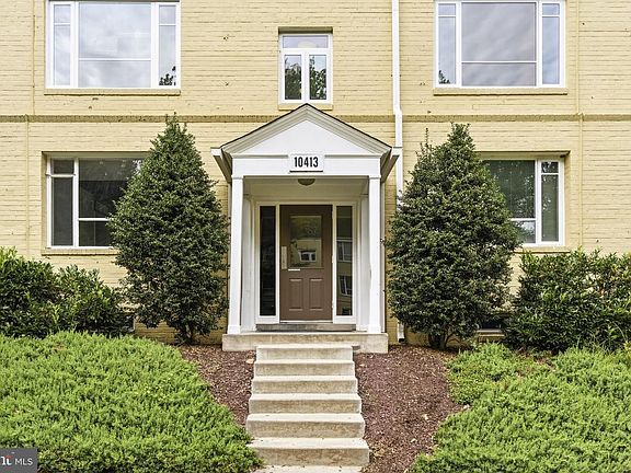 3rd image of 10413 Montrose Ave #10413