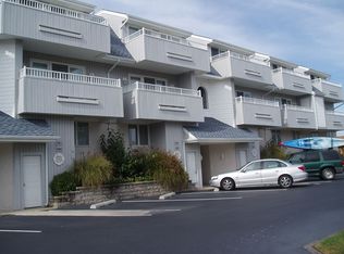10805 3rd Ave, Stone Harbor, NJ 08247