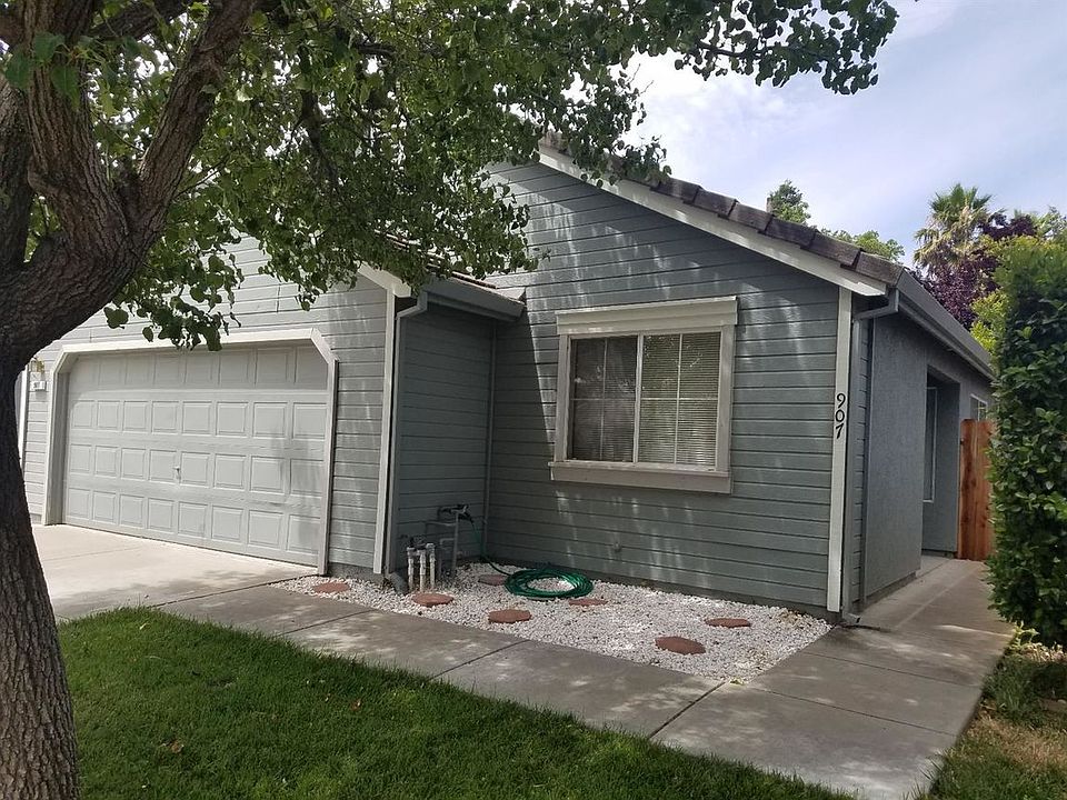 1st image of 907 Duncan Cir