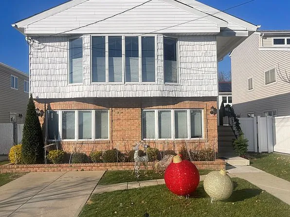 8115 161st Ave, Howard Beach, NY 11414