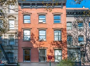 75 Perry St APT 4B, New York, NY 10014