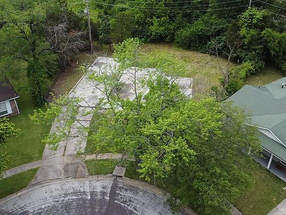 2nd image of 11905 Rosevalley Ln