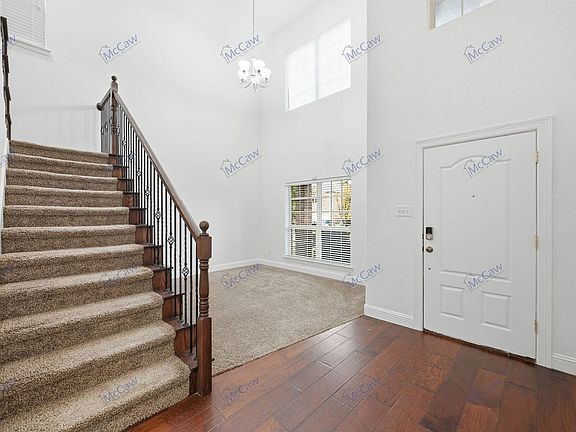 2nd image of 3808 Hazelhurst Dr
