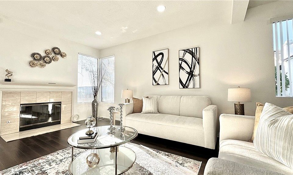 1st image of 2615 Plaza Del Amo Unit 627