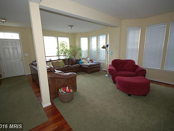 5th image of 20512 Charter Oak Dr