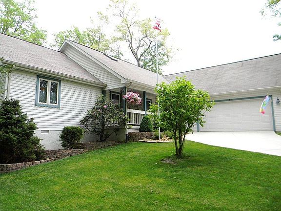 3rd image of 27 Thames Ct