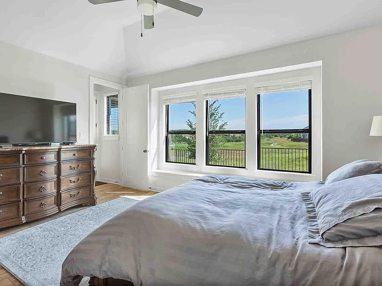 220 Basket Flower Loop — Photo 18