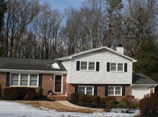 115 Woodcliff Ct, Simpsonville, SC 29681