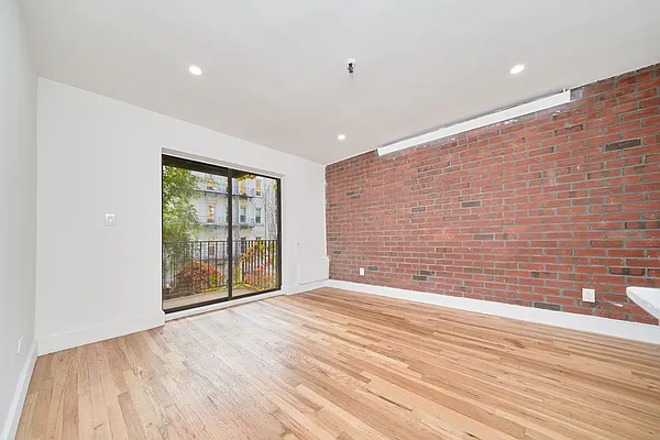 Rented by Living New York | media 9