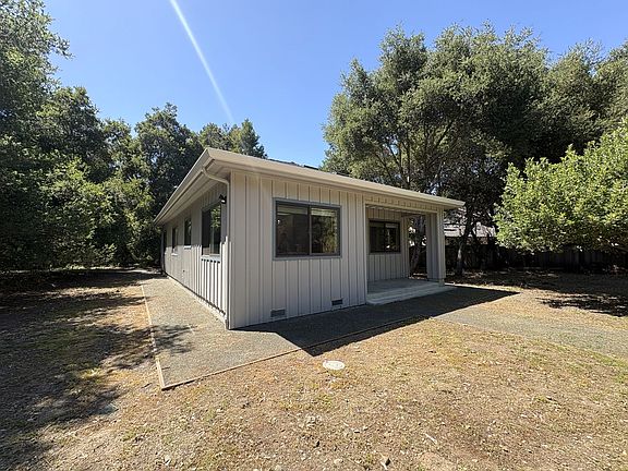 2nd image of 195A Georgia Ln