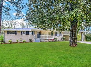 2182 Plantation Dr, East Pt, GA 30344