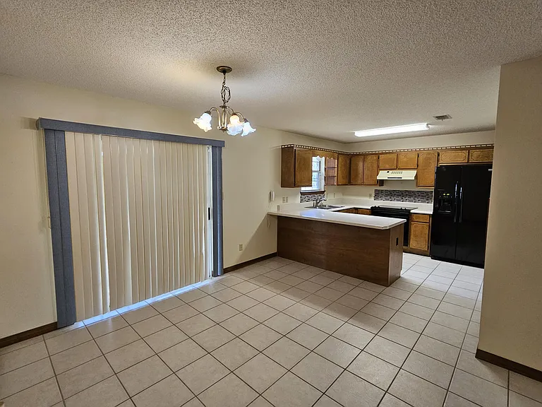 7854 Pleasant Oaks Ave — Photo 15