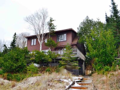 04061 Lake Shore Dr, Charlevoix, MI, 49720