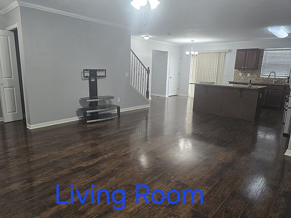 5th image of 1203 Mattie Ln